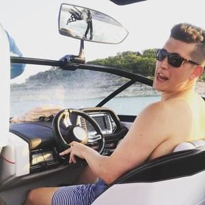 Meet your Posher, Trenton